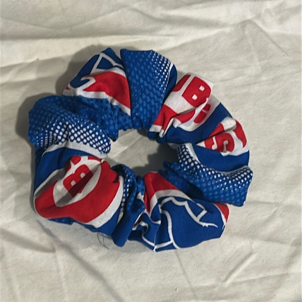 NEW Handmade MLB Chicago Cubs Hair Scrunchie.